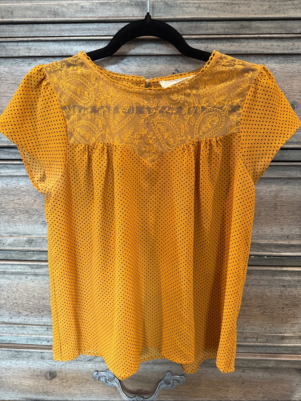 Anthropology Sweet Wanderer Mustard  Embroidered Yoke Short Sleeve Blouse Sm.